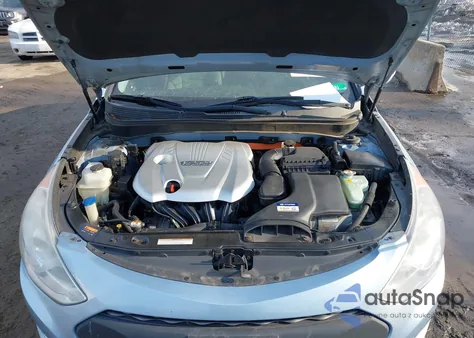 2014 Hyundai Sonata Hybrid from USA, damaged, VIN KMHEC4A40EA114907